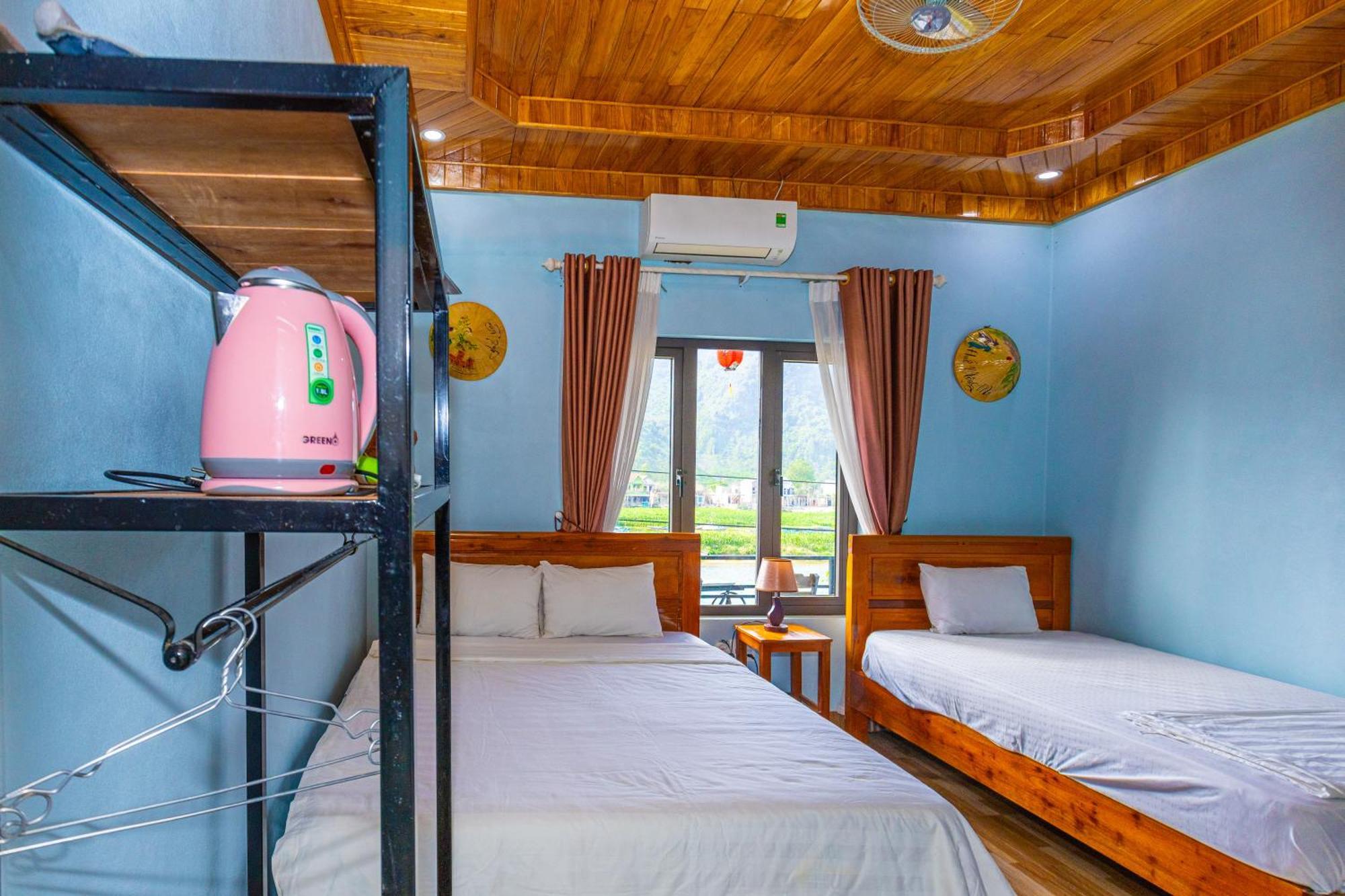 Son River Homestay Фонгня Экстерьер фото