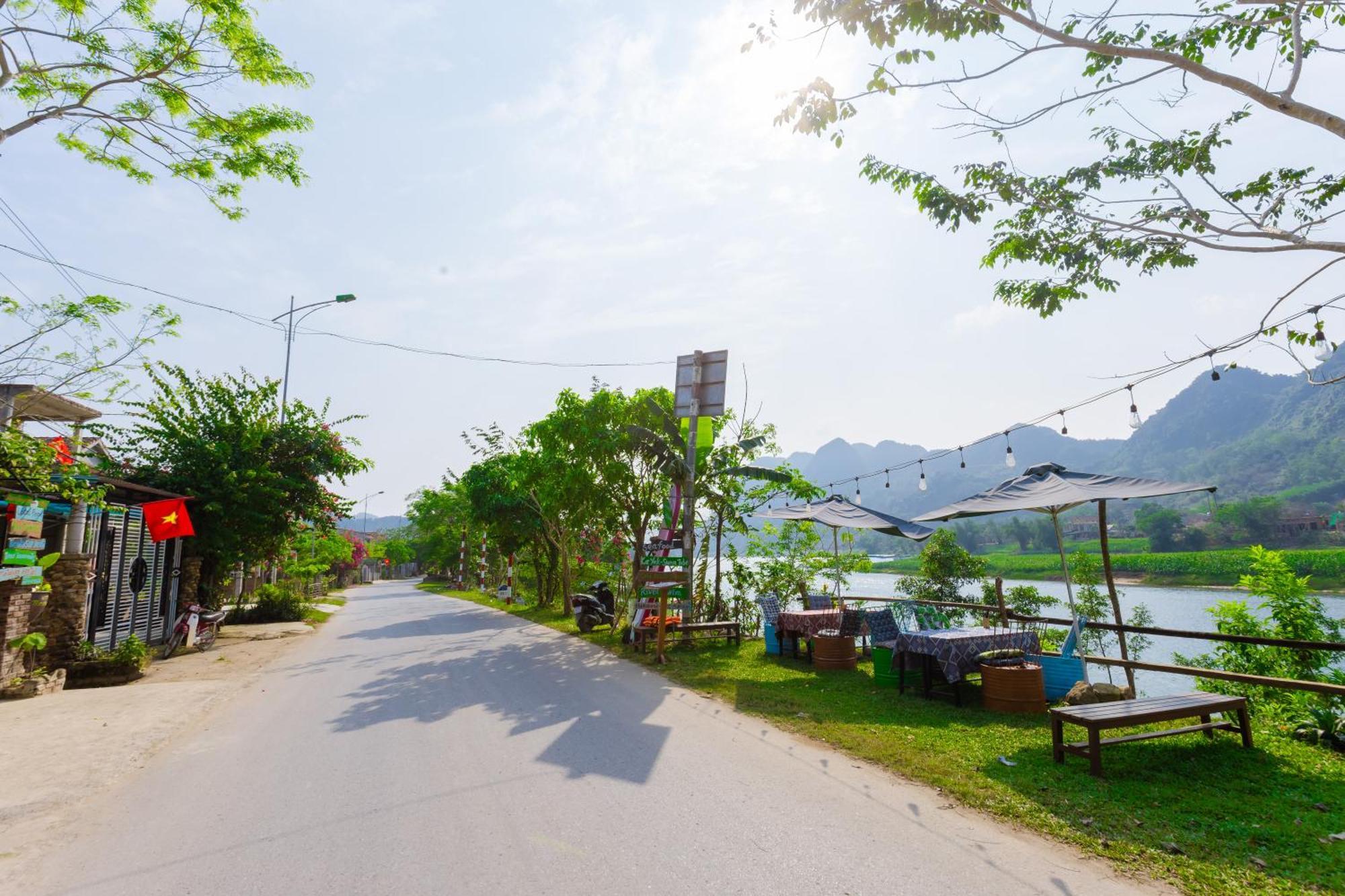 Son River Homestay Фонгня Экстерьер фото