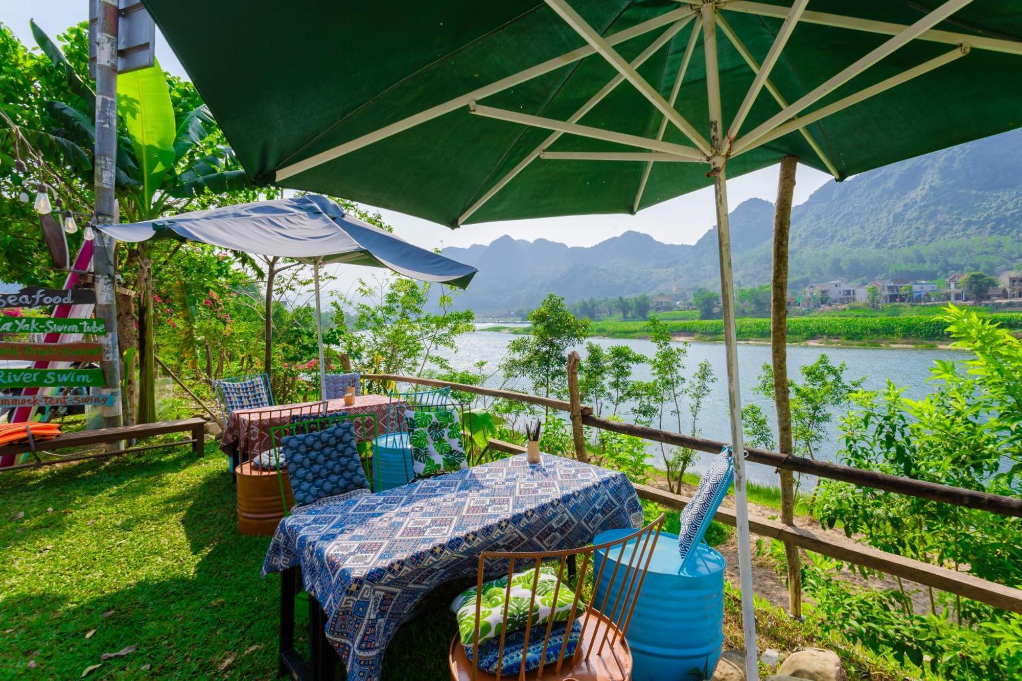 Son River Homestay Фонгня Экстерьер фото