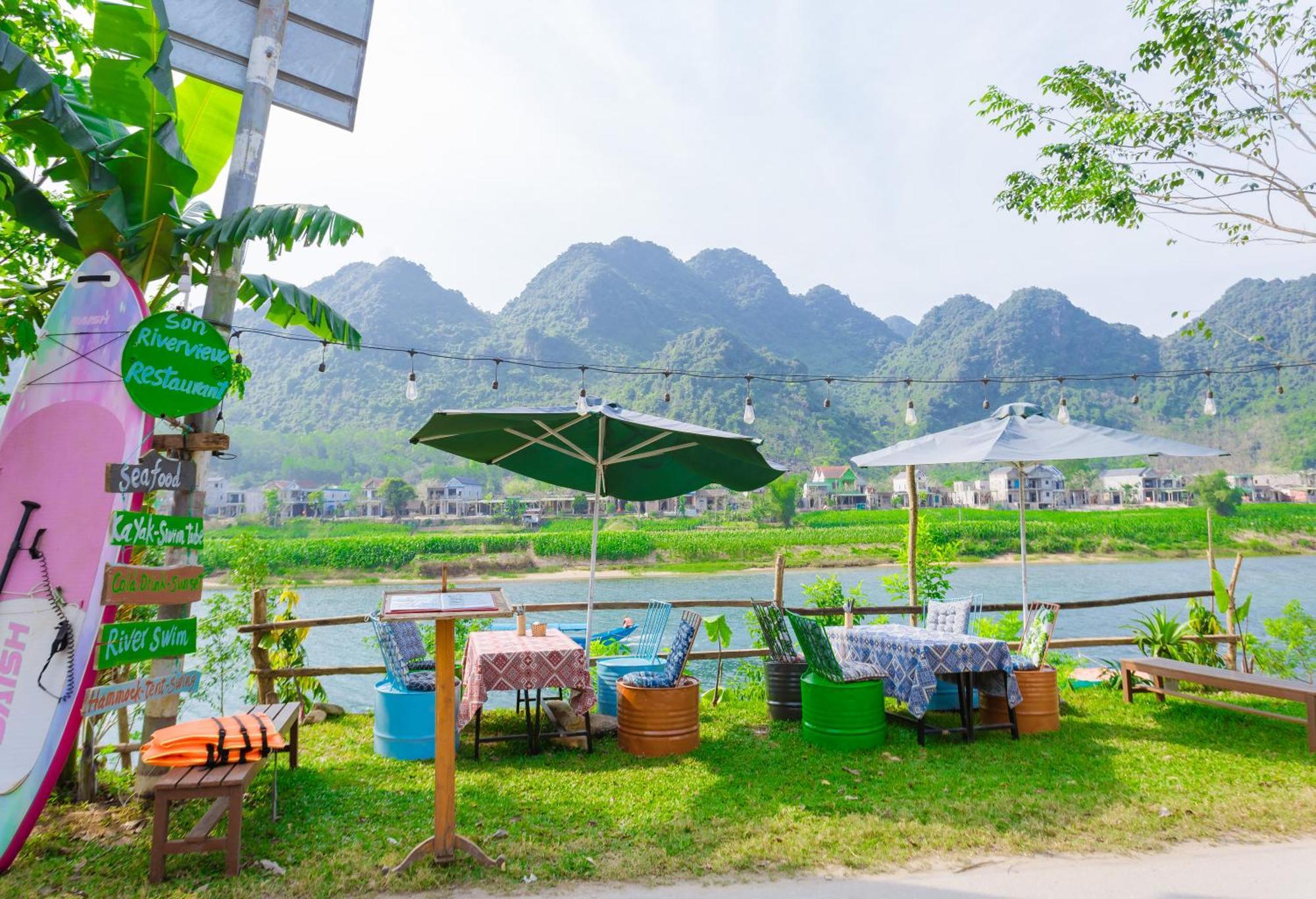 Son River Homestay Фонгня Экстерьер фото