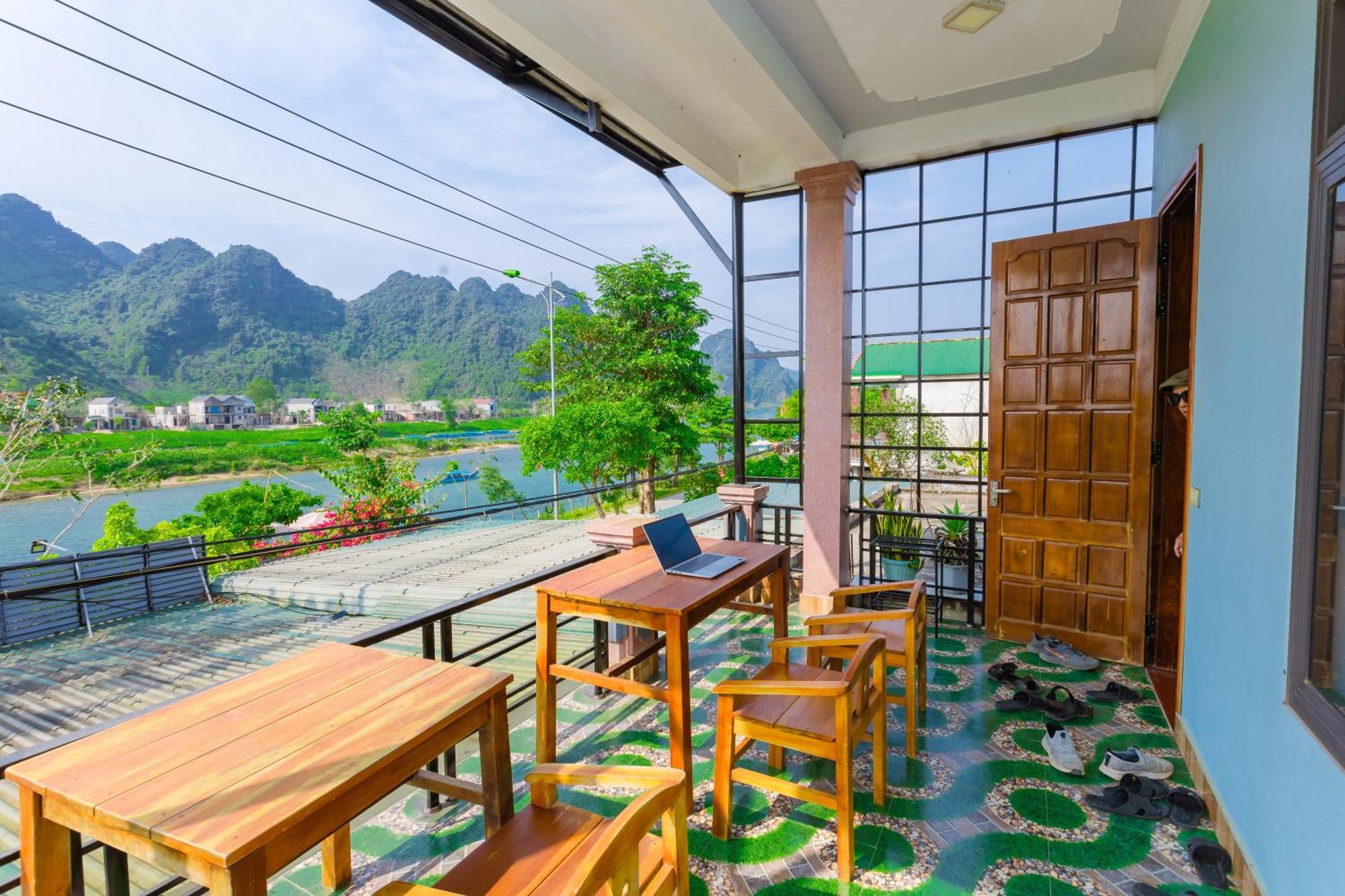Son River Homestay Фонгня Экстерьер фото